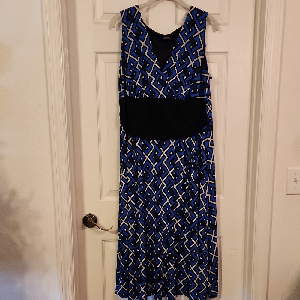 Chic Blue and Black Geometric Dress
